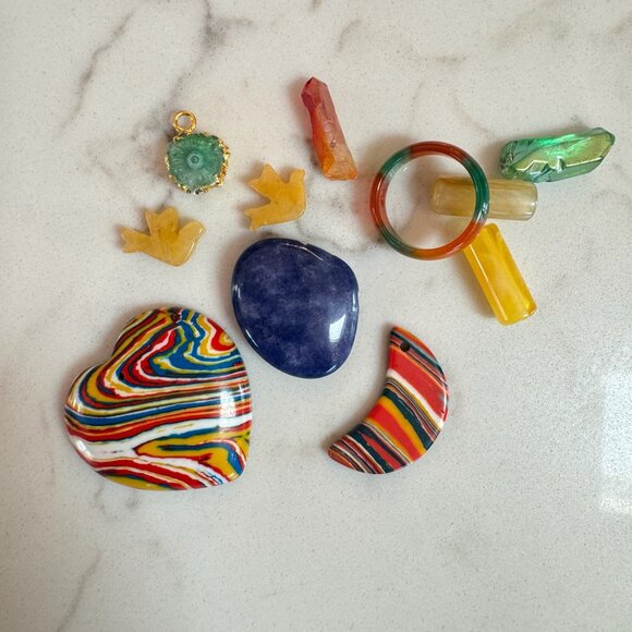 Crystal and Gemstone Pendant Lot - Picture 9 of 9